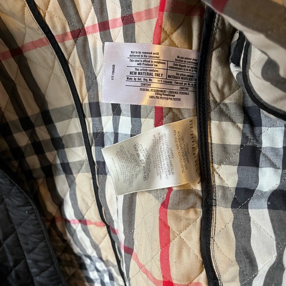 Burberry quilted trench coat in black - Picture 7 of 7